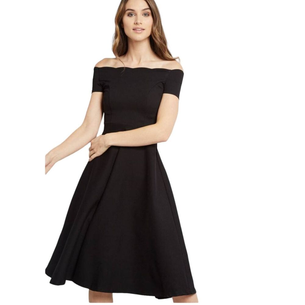 MODCLOTH Black Dress Womens SZ Small Scalloped Off Shoulder Fit and Flare